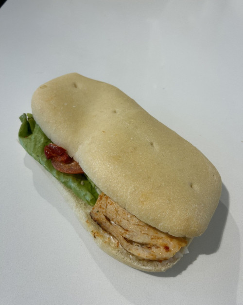 faluche  poulet andalou mayonnaise Crudités