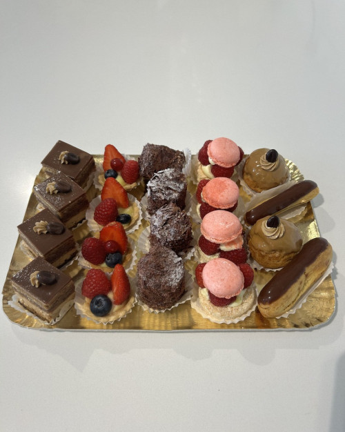 24 mignardises