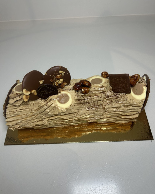 bûche praliné  6P